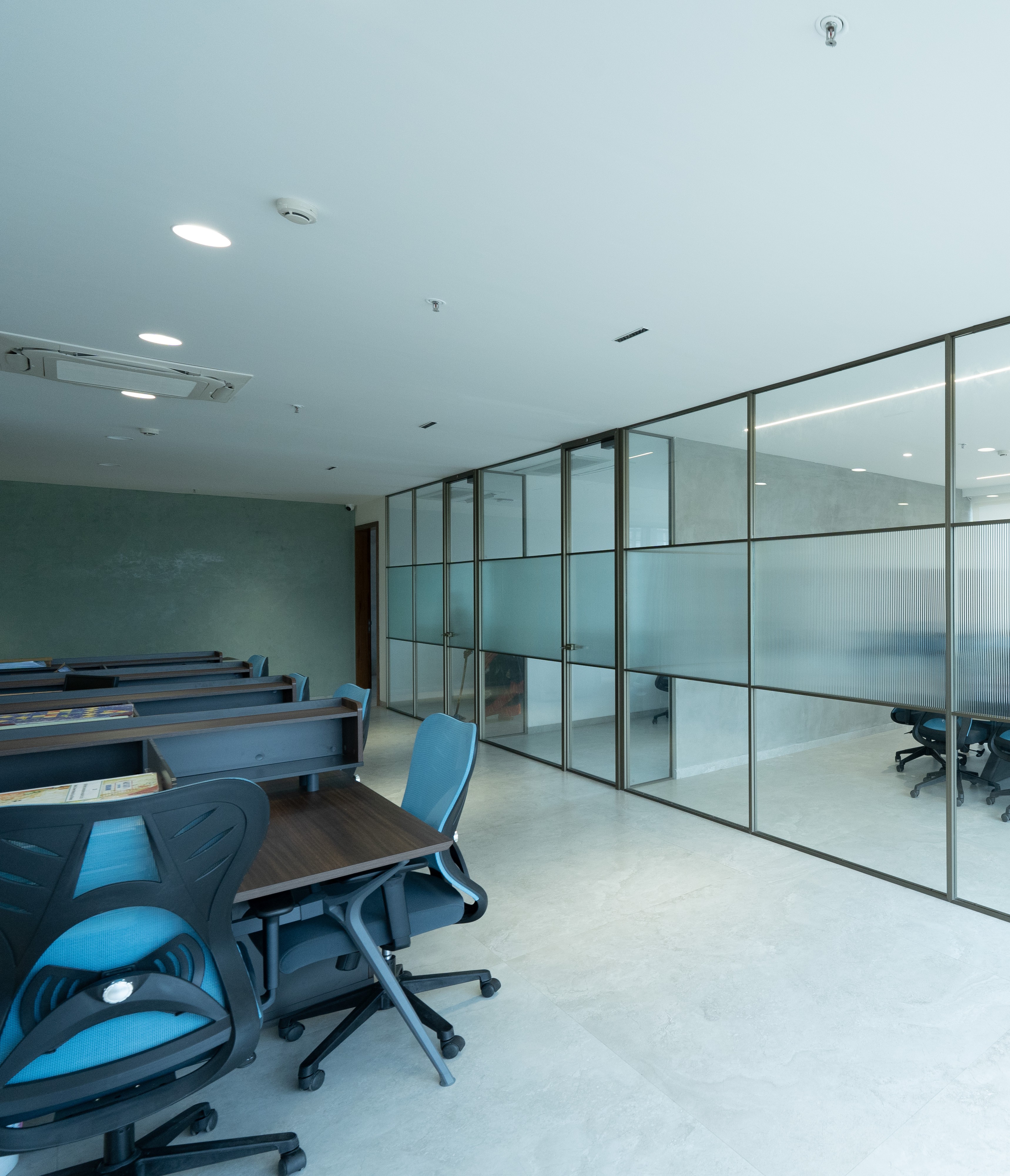 Premium Office Main